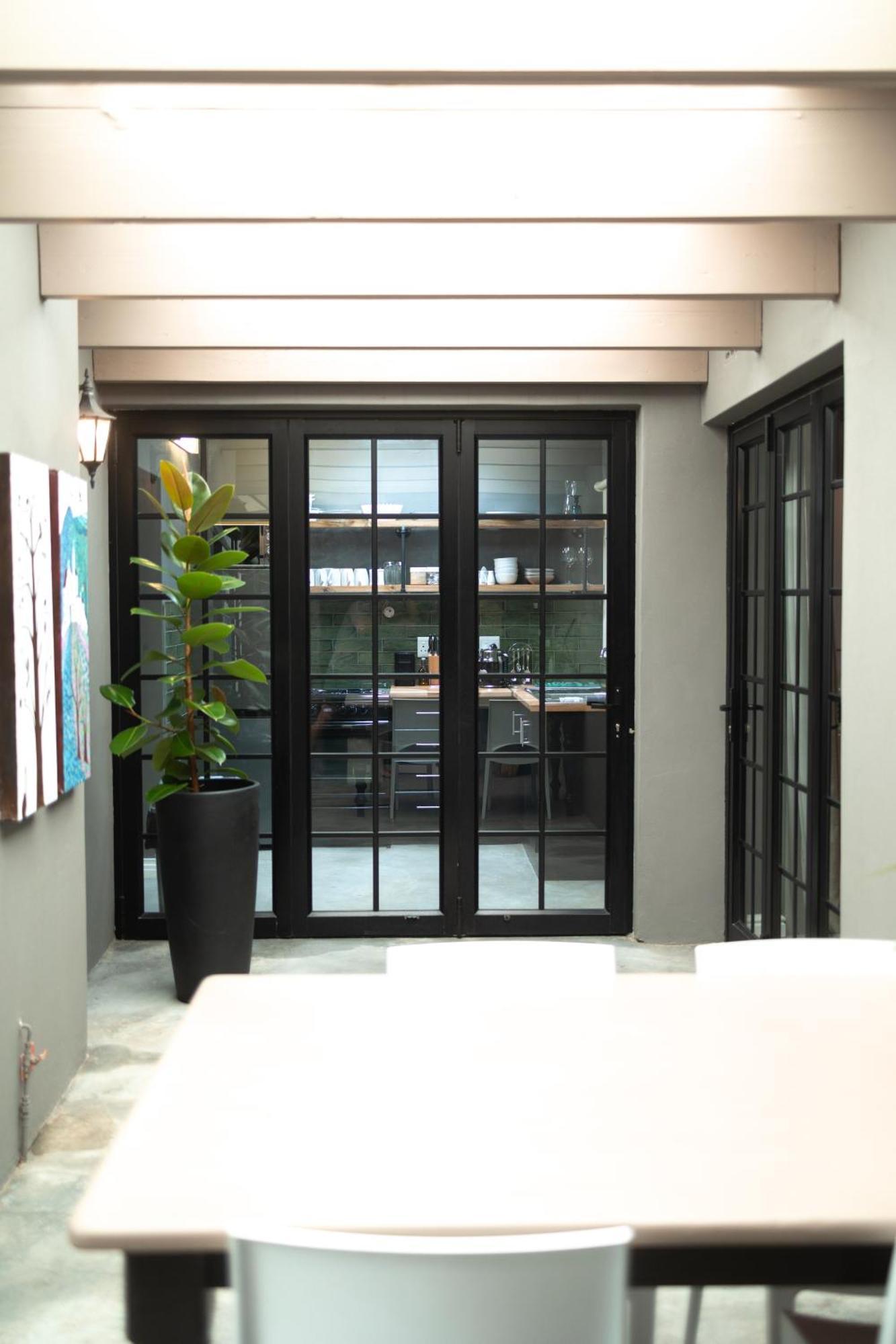 Comfortable 2-Bedroom Place With Indoor Fireplace Mossel Bay Exterior foto